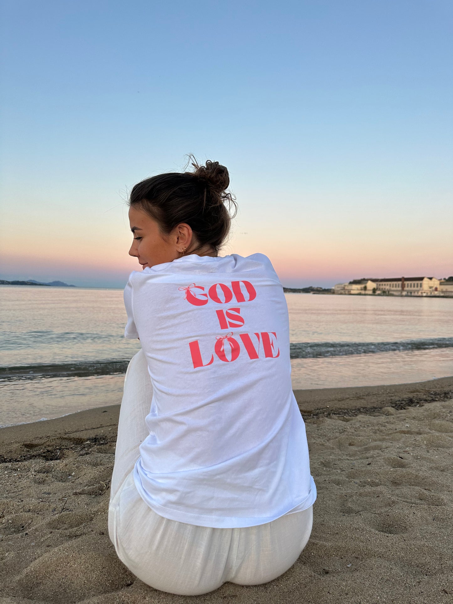 Tee-shirt Dieu est Amour